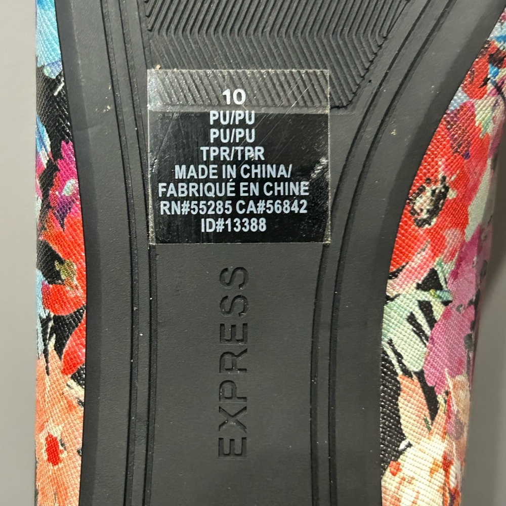 Express Multicolor Floral Heels - Picture 3 of 6